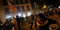 Violência se intensificou em Barcelona ao longo desta sexta-feira