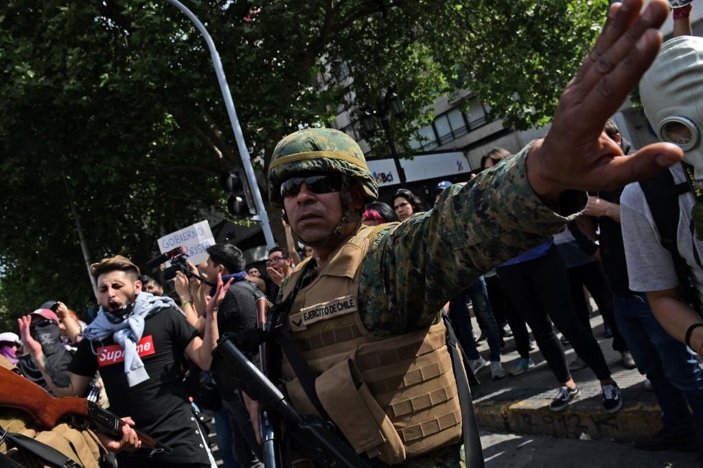 Chile passa por onda de protestos contra o governo