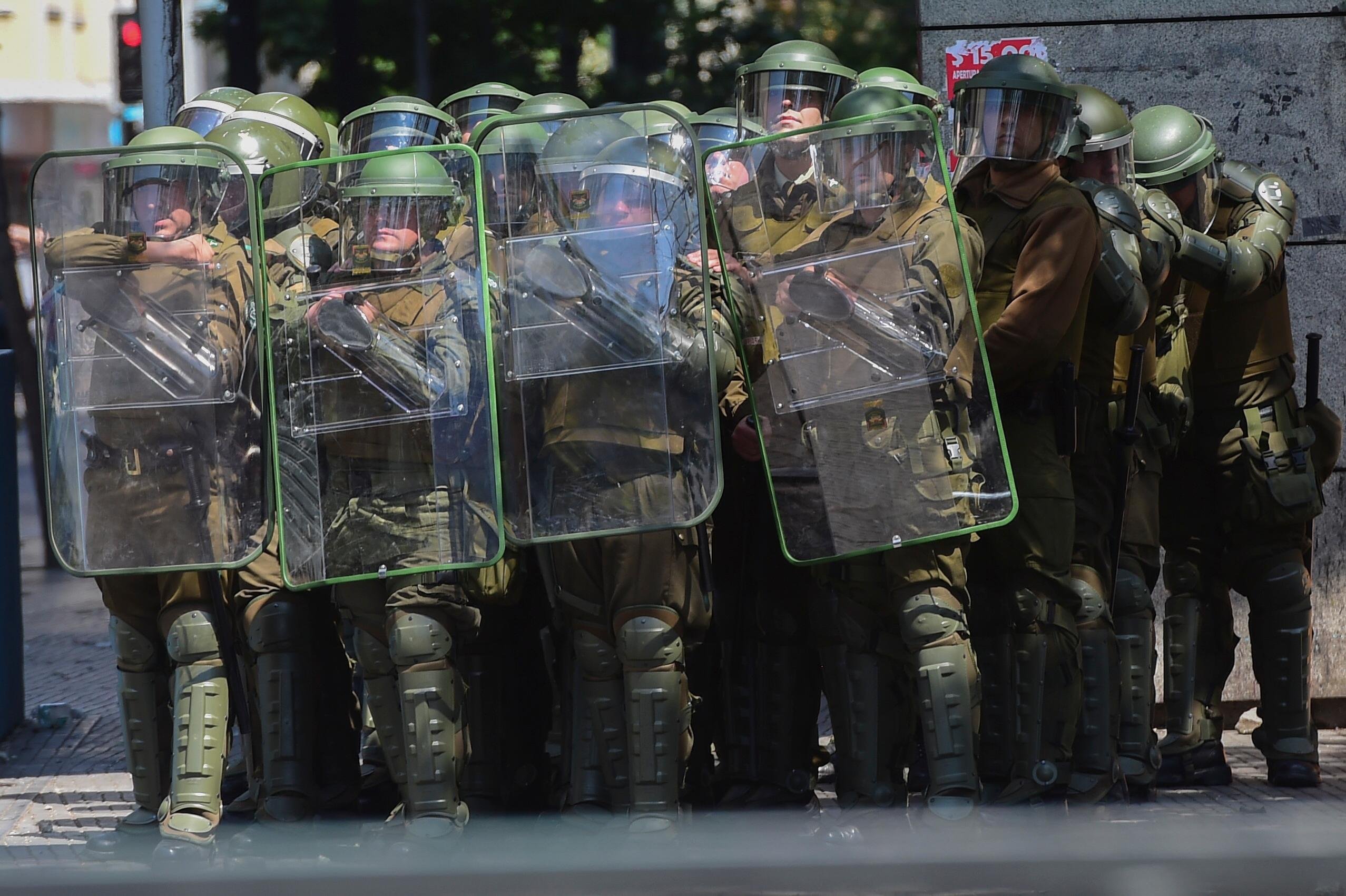 Cerca de 9,5 mil militares e policiais tomara ruas de nove regi&otilde;es do pa&iacute;s