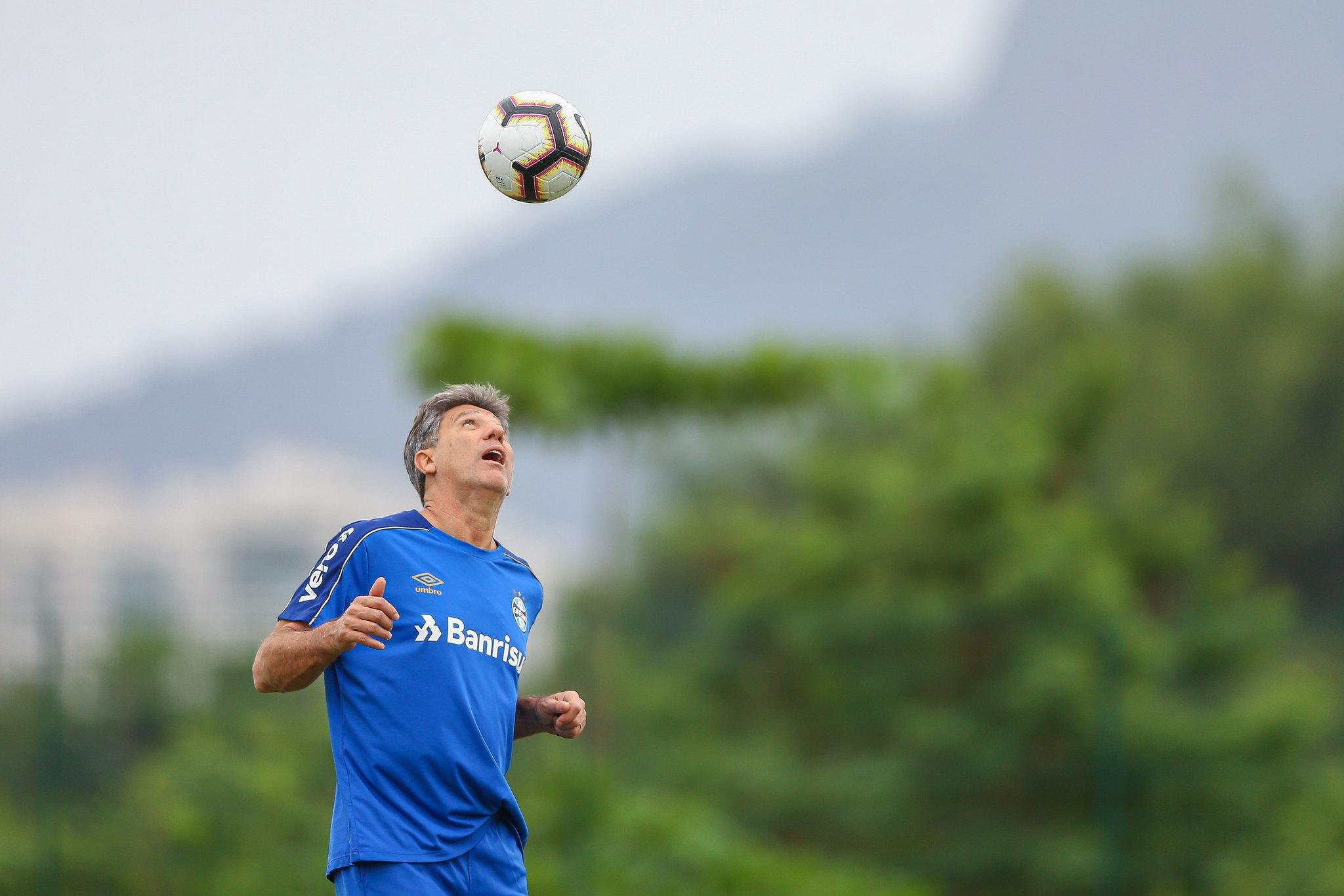 Renato exaltou elenco do Gr&ecirc;mio antes da semifinal contra o Flamengo