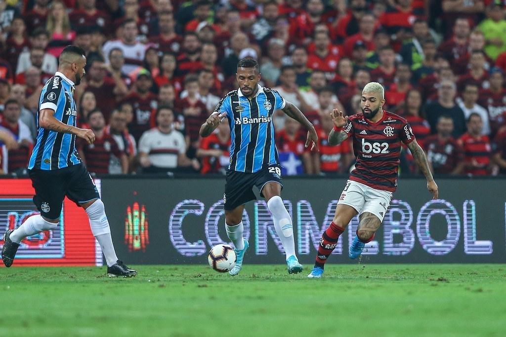 Paulo Miranda negou que derrota por 5 a 0 para o Flamengo tenha sido um vexame