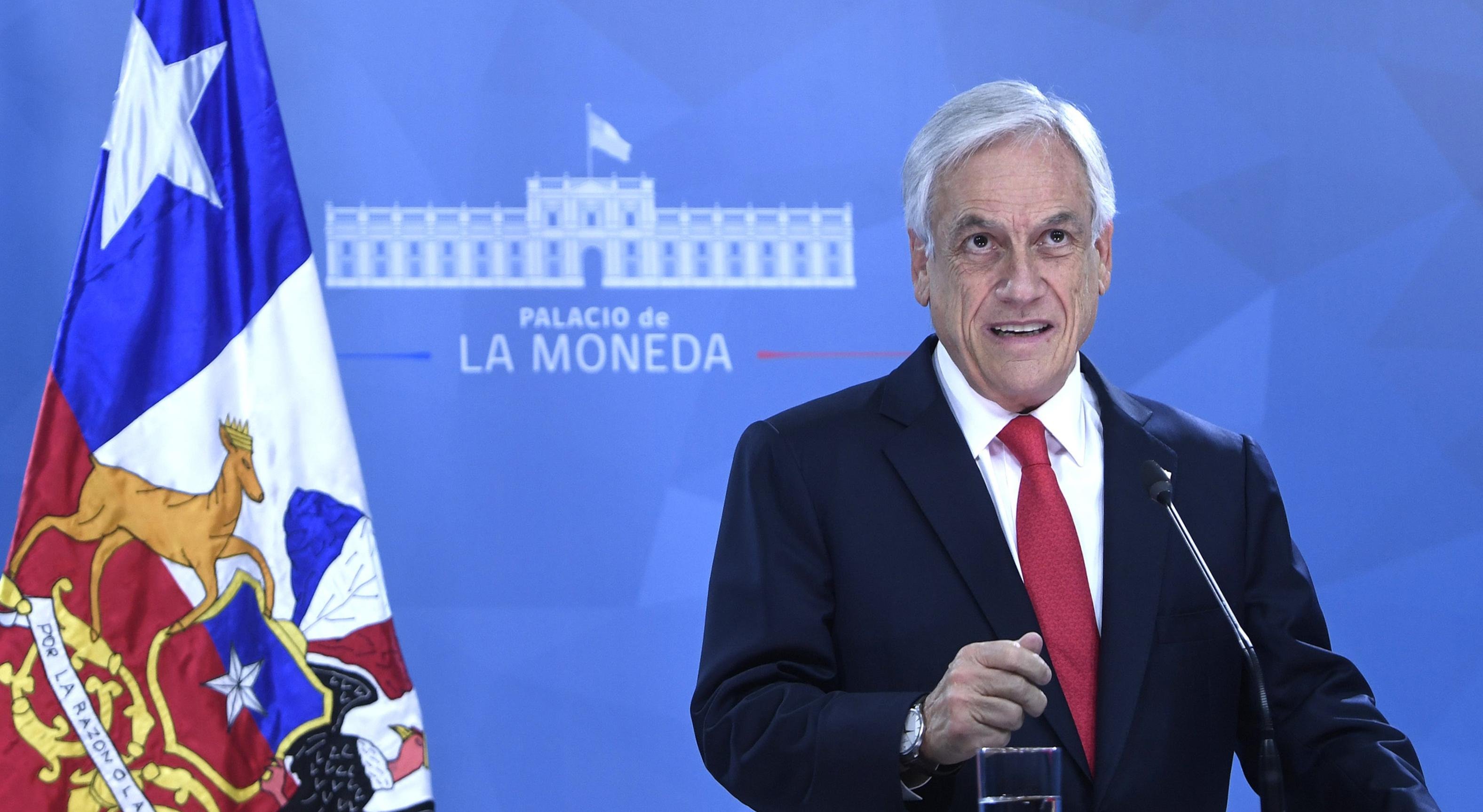 "Sem d&uacute;vida deveria ter colocado a m&aacute;scara", disse o presidente chileno