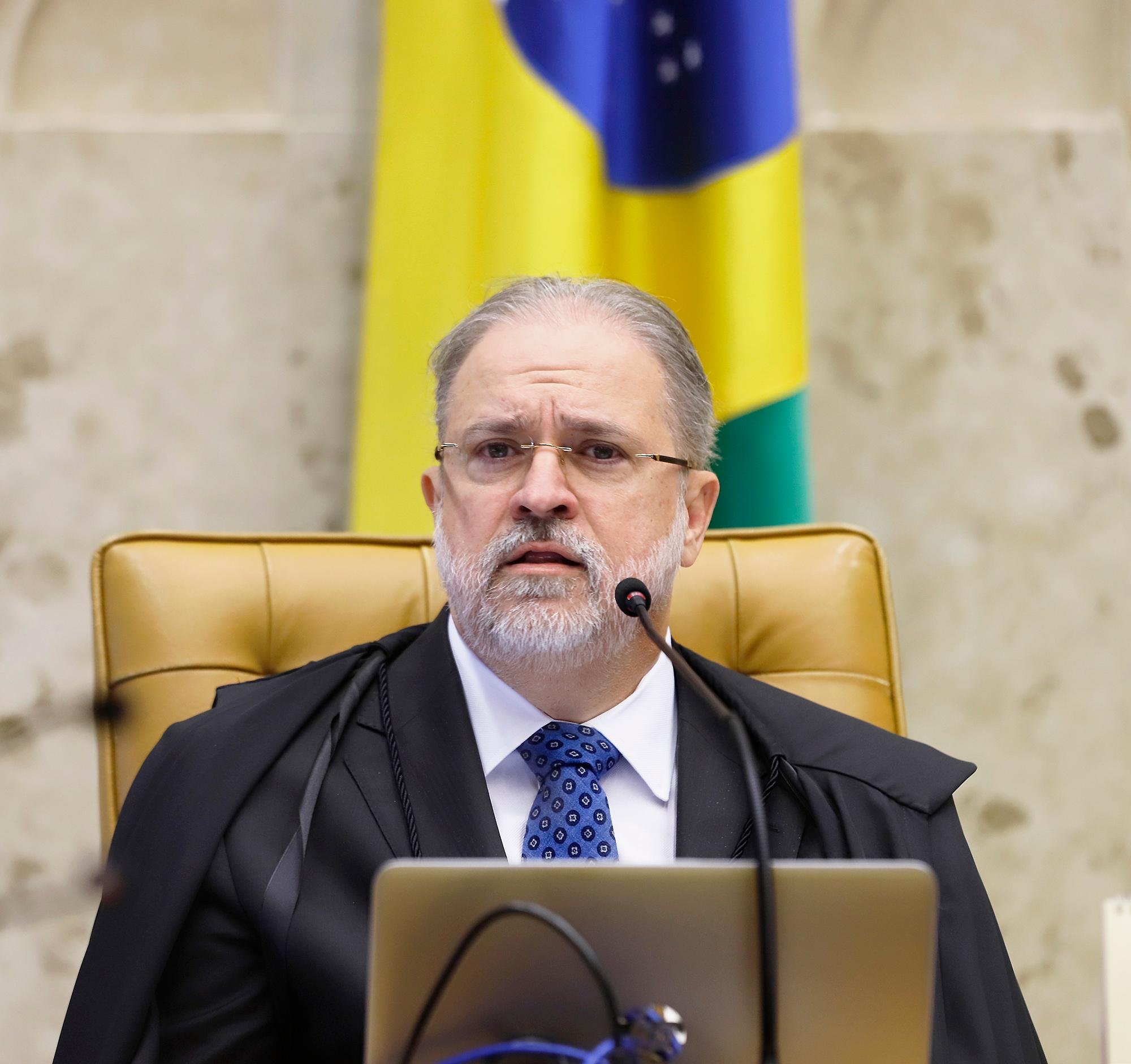 Segundo Aras, n&atilde;o h&aacute; nenhum elemento que vincule Bolsonaro ao caso Marielle