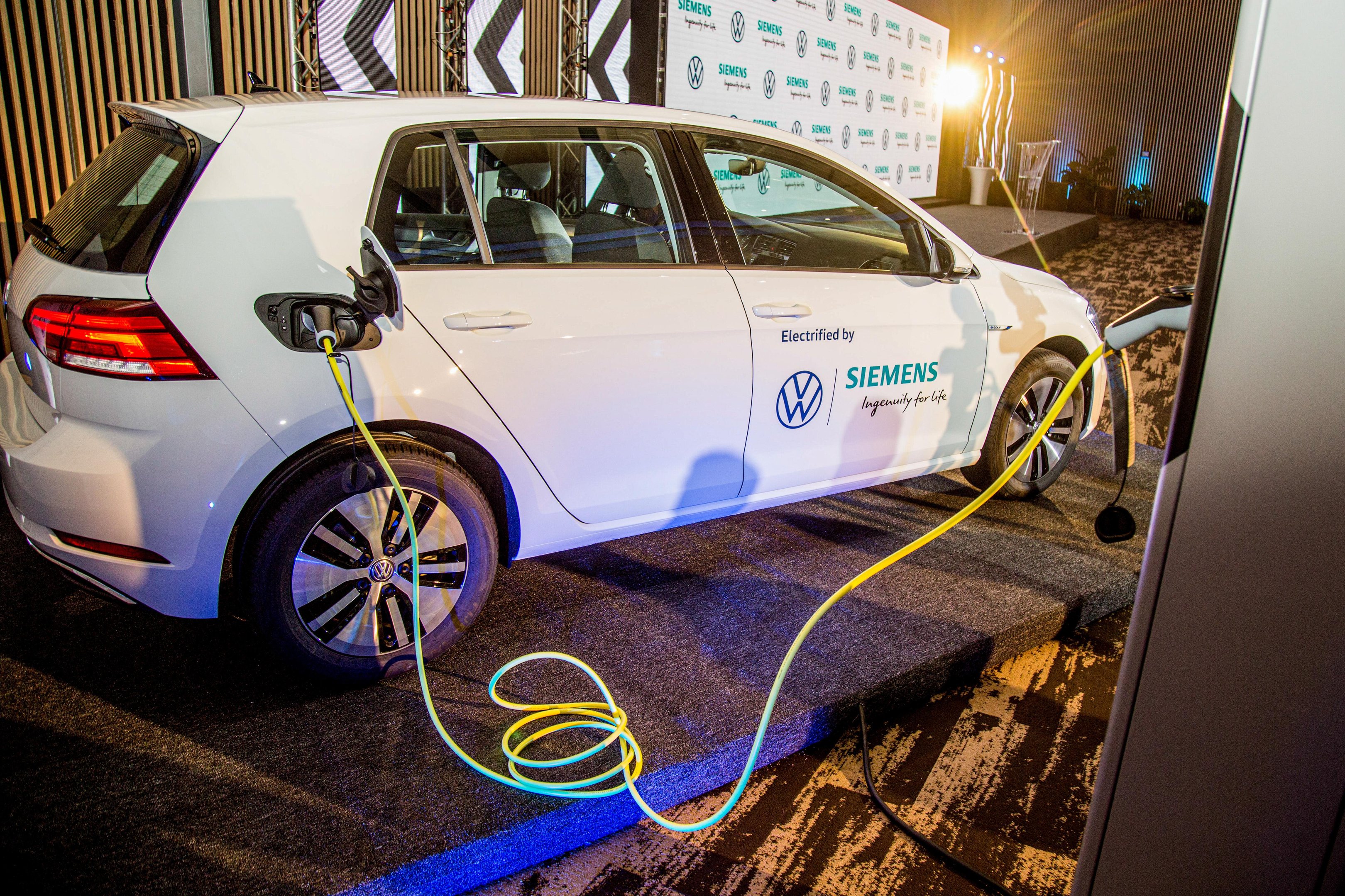 Bateria promete resolver o problema de autonomia dos carros el&eacute;tricos