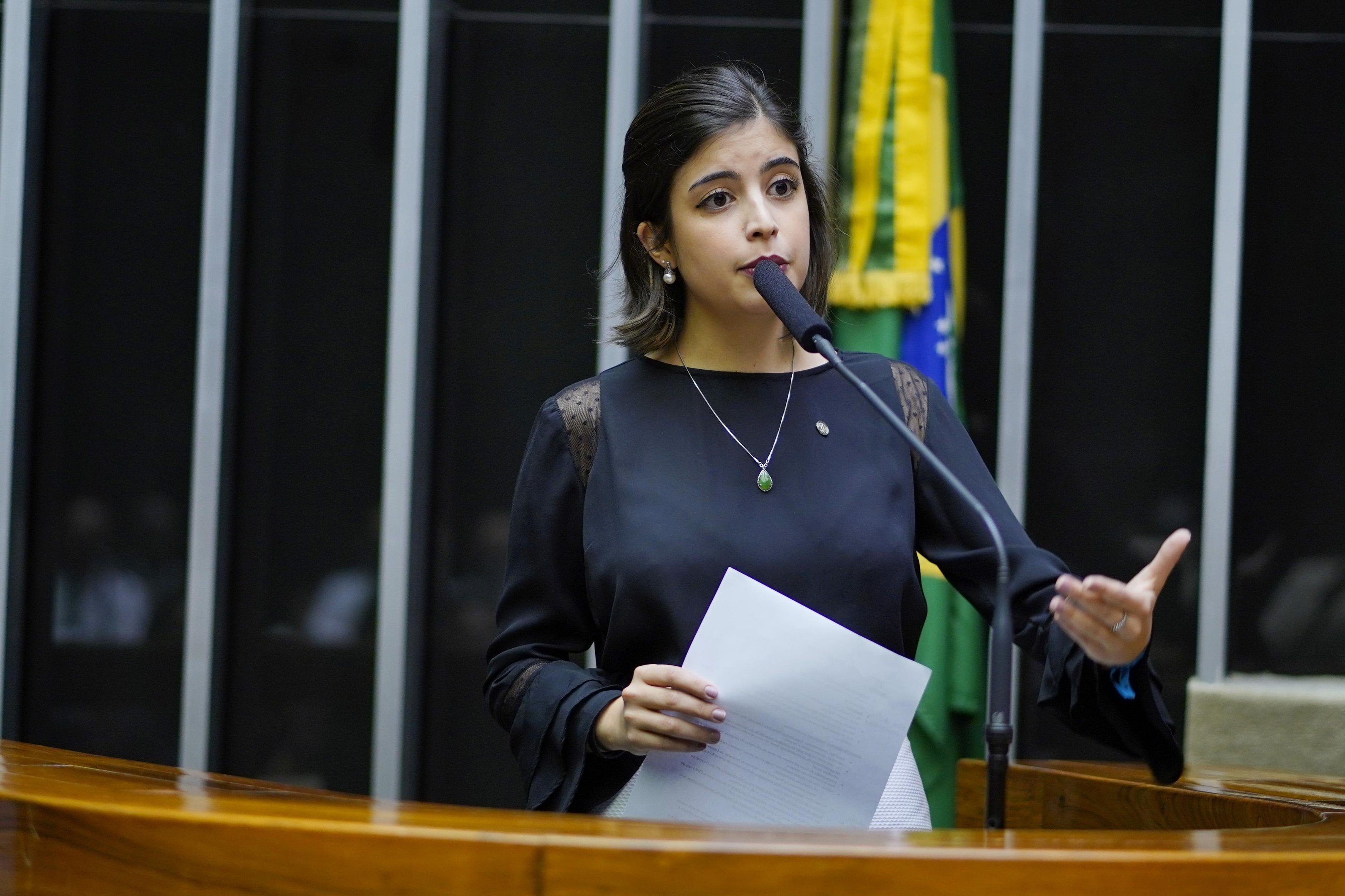 Dentre as propostas, deputada prop&otilde;e livre acesso aos recursos acumulados para o FGTS