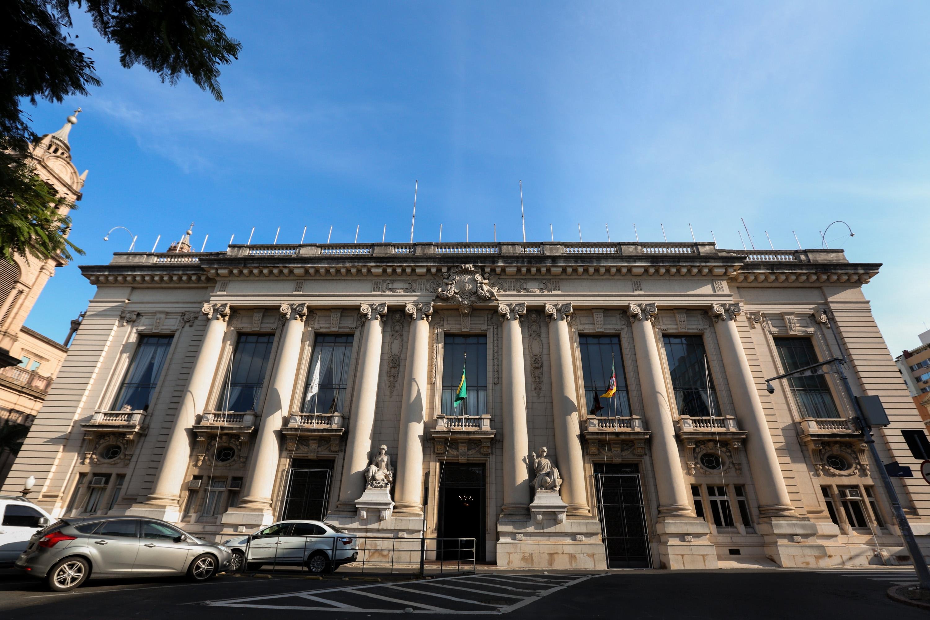 Governo do Estado recuou de medidas anunciadas para o IPVA