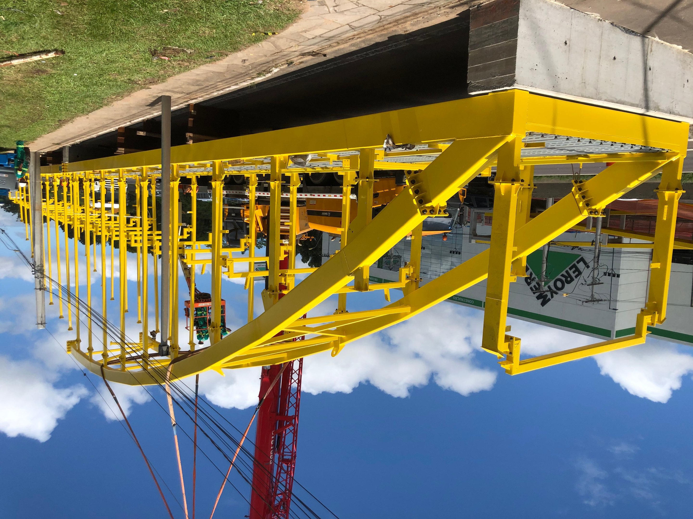 As 10h de s&aacute;bado, ser&aacute; realizado o i&ccedil;amento do arco met&aacute;lico