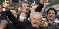 Lula discursou logo após deixar a carceragem da Polícia Federal, em Curitiba