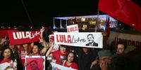 Esquerda da América Latina celebrou liberdade de Lula nesta sexta-feira