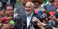 Carlos Mesa comemorou a renúncia de Morales