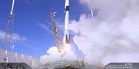 Foguete Falcon 9 decolou sem incidentes de Cabo Canaveral, na Flórida