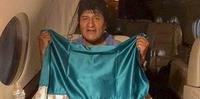 Evo Morales exibiu bandeira mexicana antes do voo