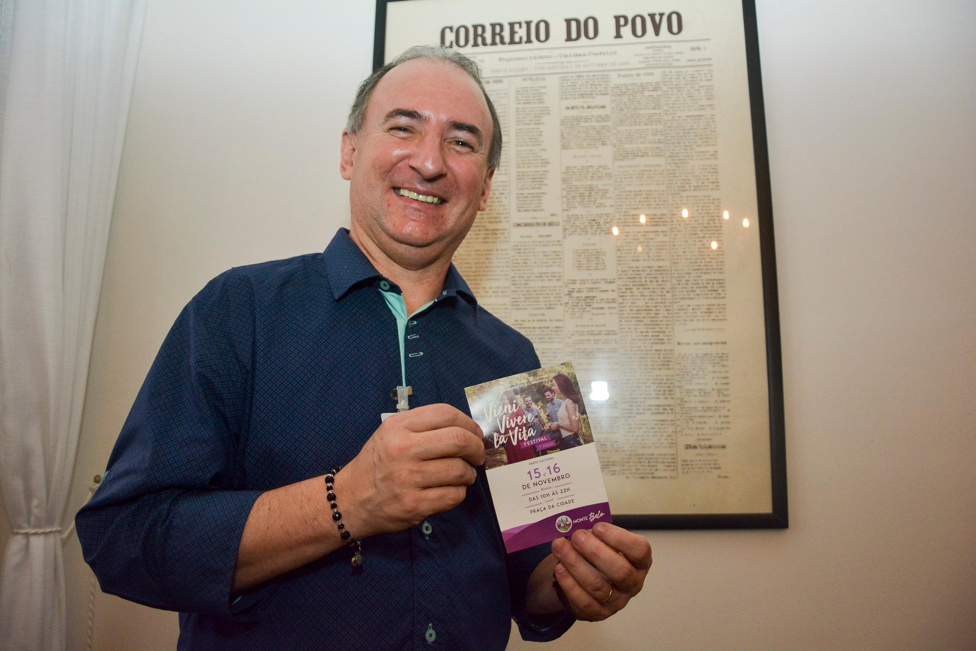O secret&aacute;rio de Cultura e Turismo de Monte Belo do Sul, Alvaro Manzoni, em visita ao Correio do Povo