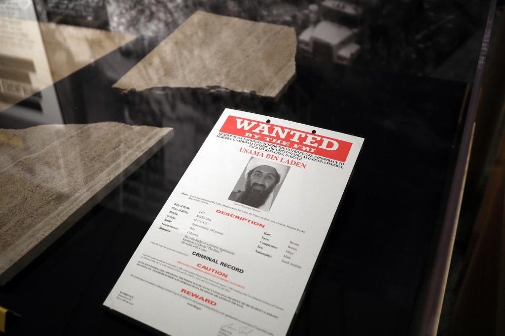 Exposi&ccedil;&atilde;o sobre a ca&ccedil;ada ao terrorista foi inaugurada nesta sexta