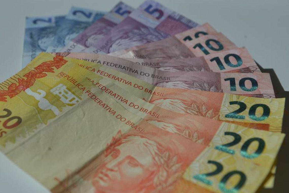 Diretor Executivo aconselha a quem optar por investir em a&ccedil;&otilde;es e n&atilde;o tiver conhecimento do mercado financeiro a buscar os fundos de a&ccedil;&otilde;es