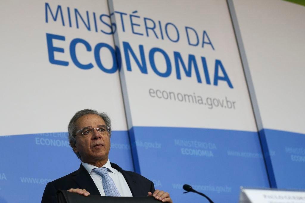 Governo espera momento prop&iacute;cio para dar andamento na reforma administrativa