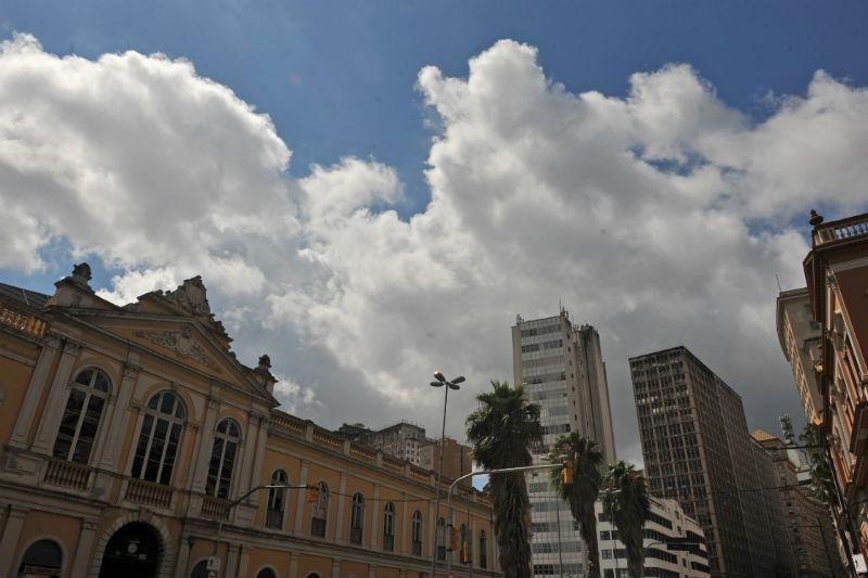 Porto Alegre ter&aacute; temperatura m&aacute;xima de 26&ordm;C neste domingo