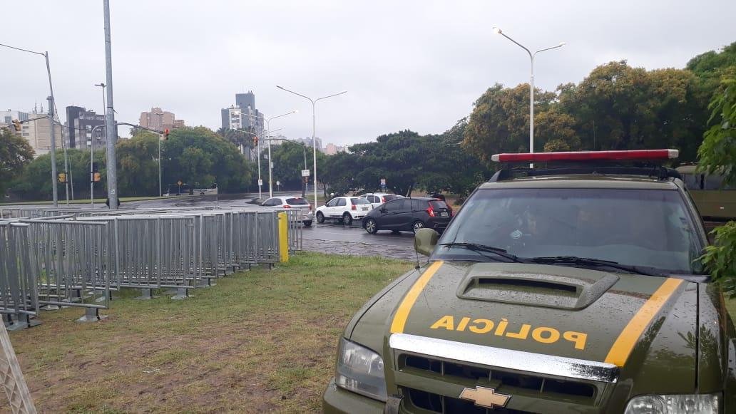 Bloqueio na Edvaldo Pereira Paiva com a Augusto de Carvalho