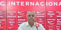 Medeiros falou em entrevista coletiva sobre a saída do vice de futebol, Roberto Melo