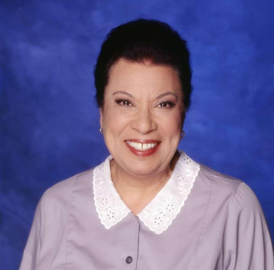 Shelley Morrison era Rosario em Will & Grace