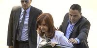 Kirchner assume vice-presidência da Argentina em 10 de dezembro