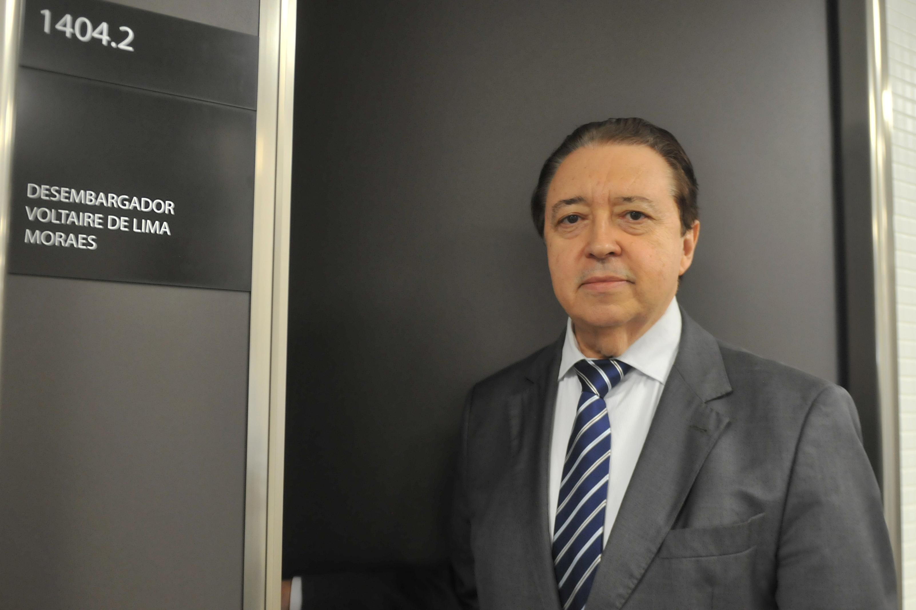 Desembargador Voltaire de Lima Moraes, da 19&ordf; C&acirc;mara C&iacute;vel, foi eleito presidente do Tribunal de Justi&ccedil;a do Rio Grande do Sul para o bi&ecirc;nio 2020/2021