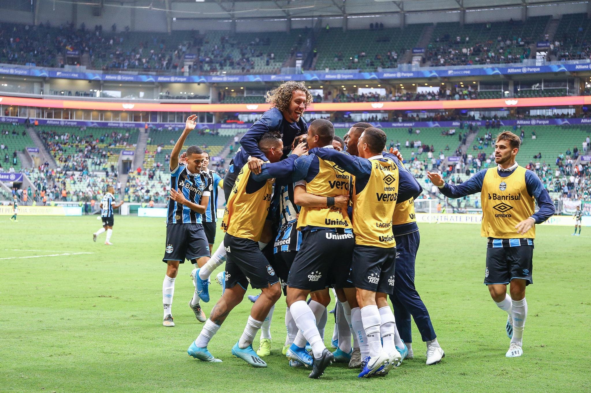 Elenco do Gr&ecirc;mio deve ser refor&ccedil;ado para a temporada 2020