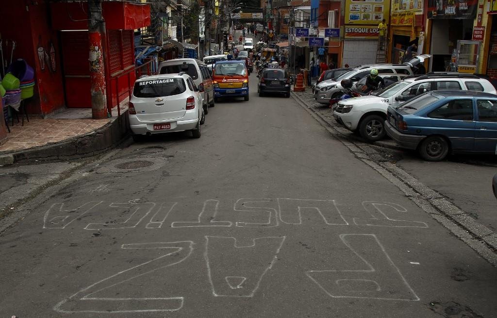 Muros e ruas de Parais&oacute;polis receberam mensagens de paz e justi&ccedil;a neste fim de semana