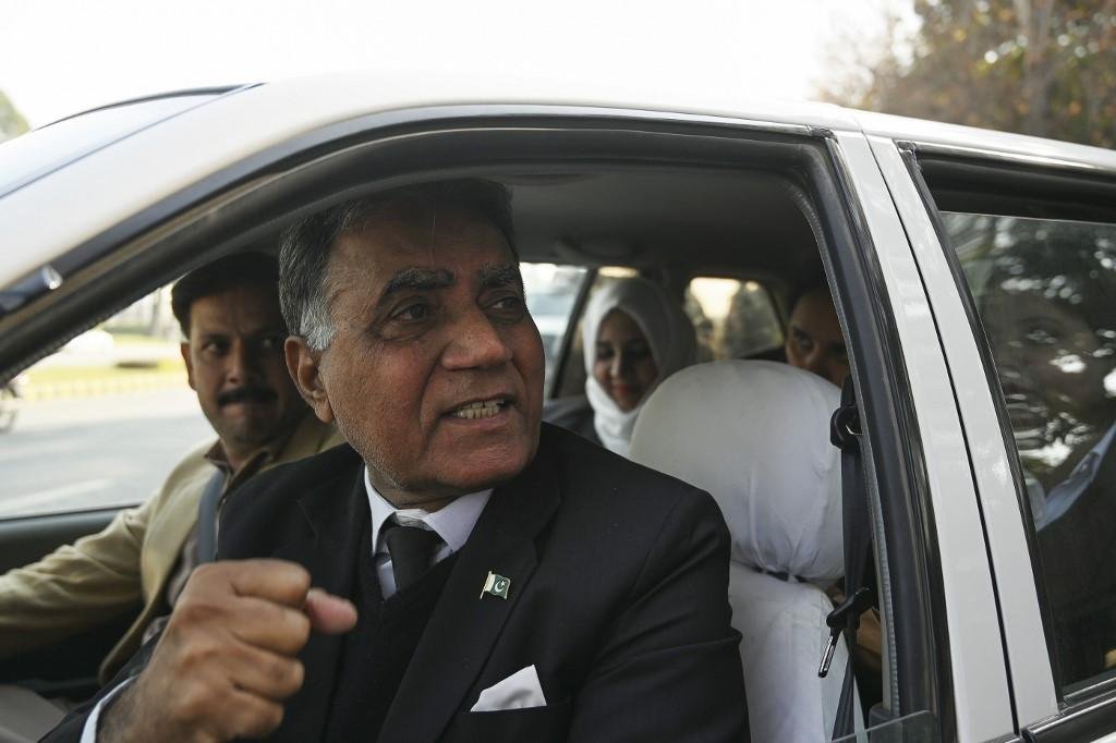 Pervez Musharraf assumiu presid&ecirc;ncia ap&oacute;s golpe de Estado em 1999