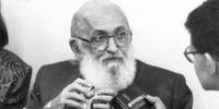 Paulo Freire recebeu o título Doutor Honoris Causa de 34 universidades estrangeiras, elas se enganaram?