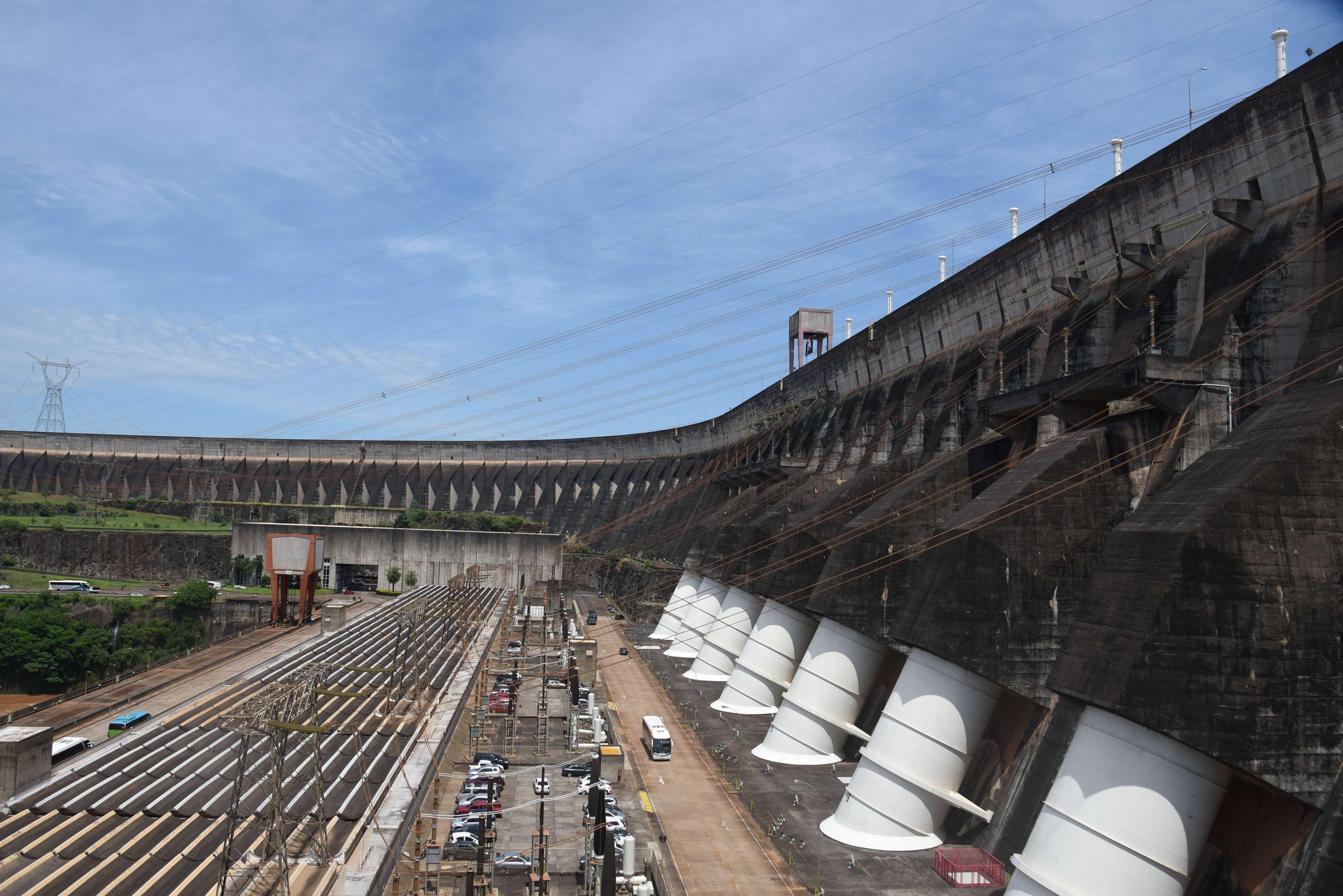 A inten&ccedil;&atilde;o do presidente de Itaipu &eacute; que o pre&ccedil;o do kW/h seja mantido at&eacute; 2022, quando a conversa entre os dois pa&iacute;ses ter&aacute; de ser retomada para revisar o contrato principal da usina, assinado em 1973 e que vence em 2023