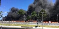 Incêndio atinge autódromo em Tarumã