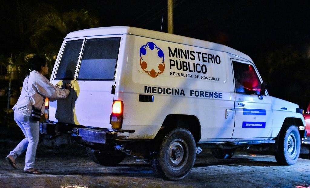 Al&eacute;m dos mortos, 16 ficaram feridos na noite de sexta