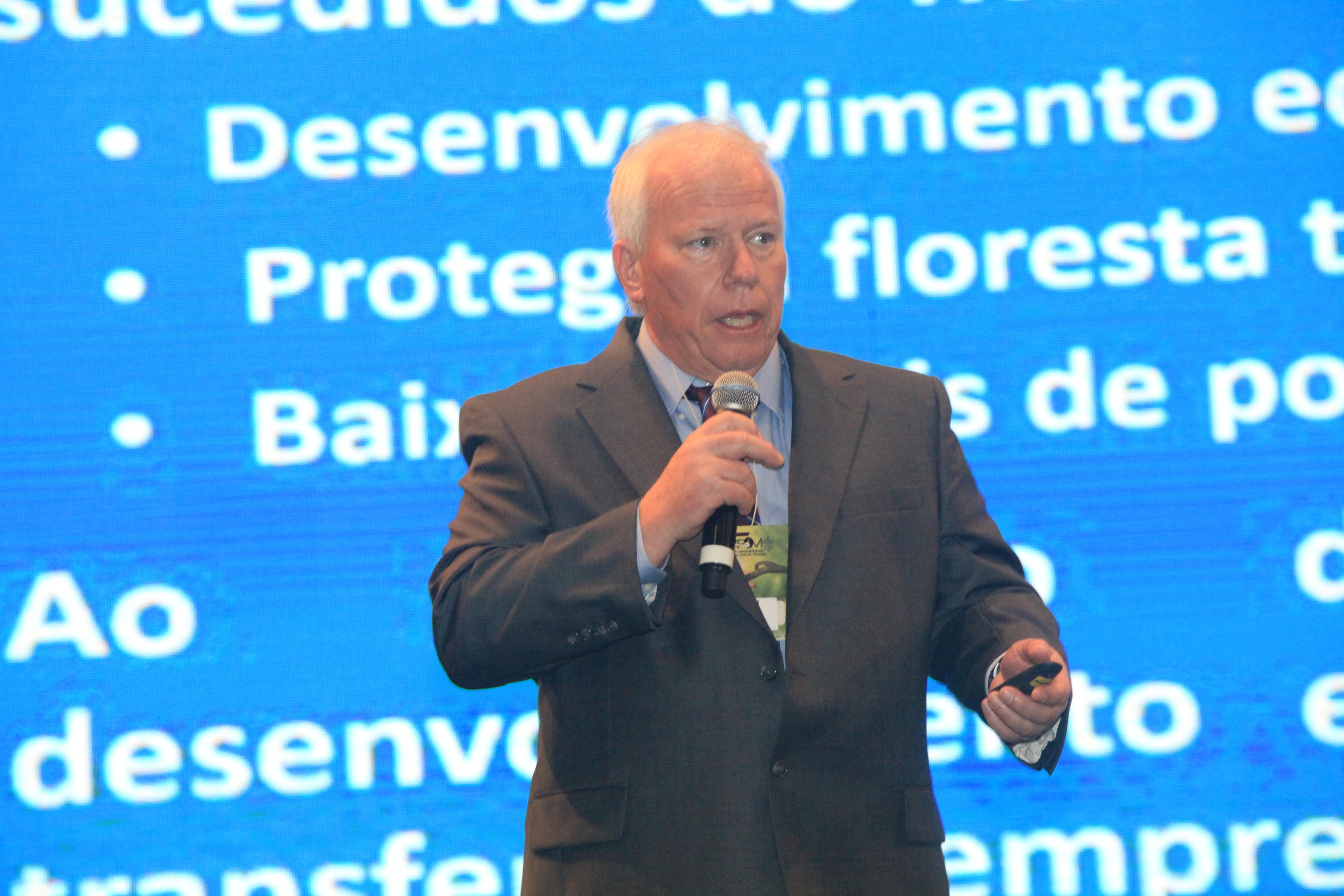 James R. Kahn: 
