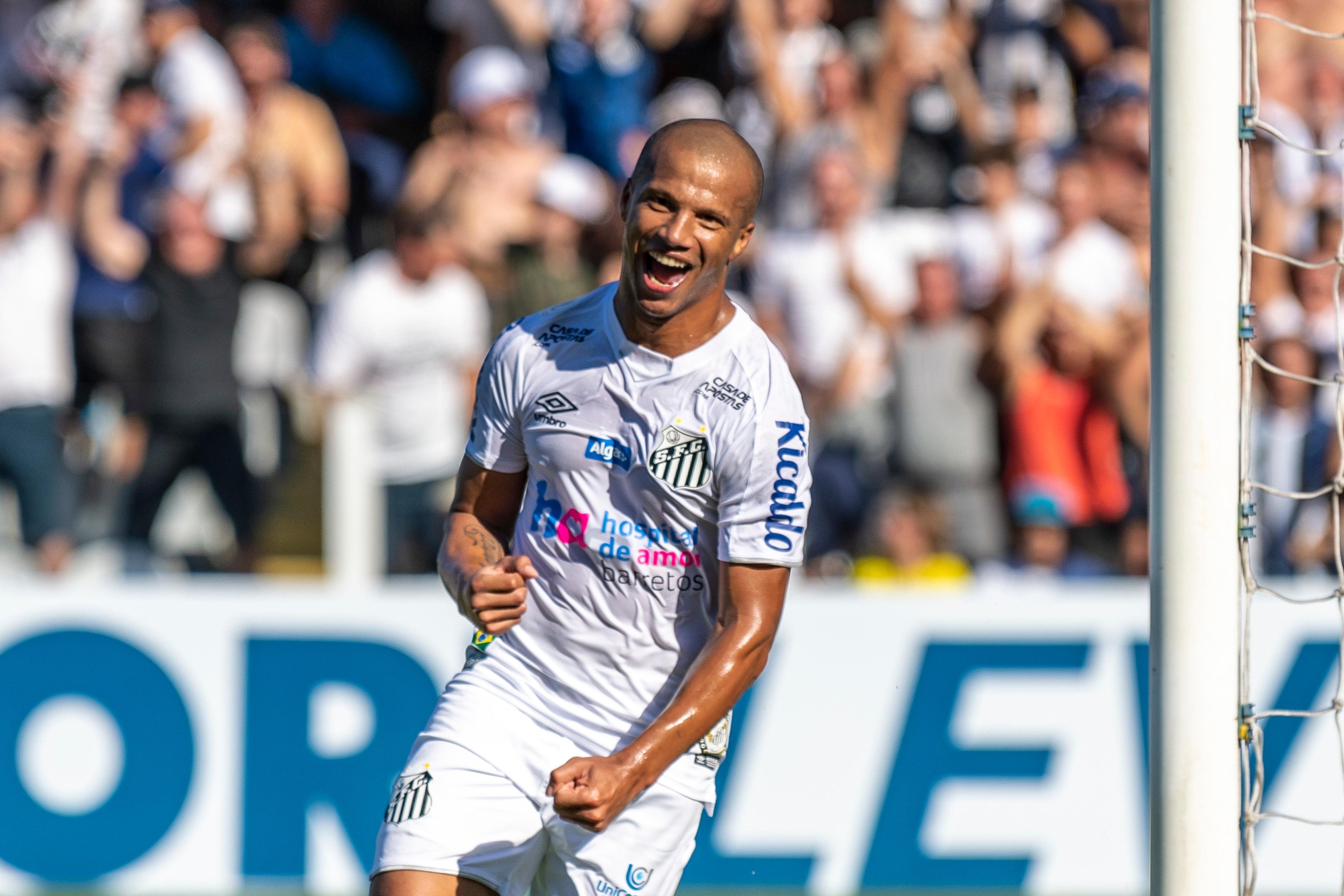 S&aacute;nchez foi um dos destaques do time de Sampaoli no Brasileir&atilde;o