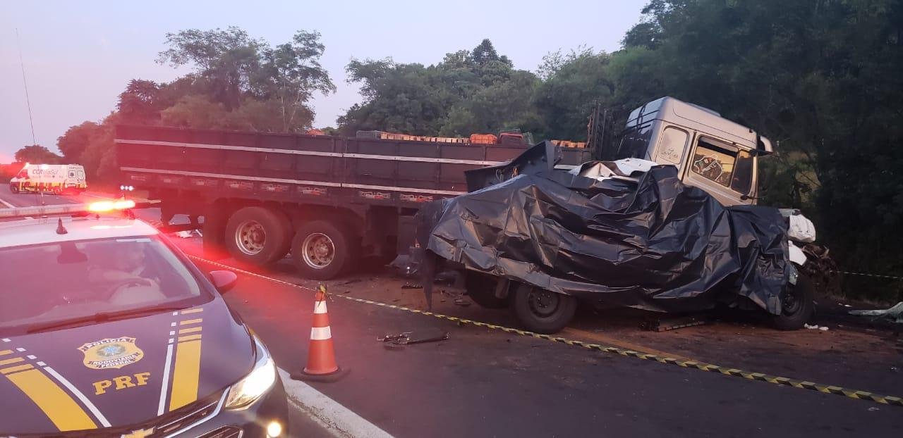 Acidente ocorreu no km 227, da BR 386, na madrugada deste domingo