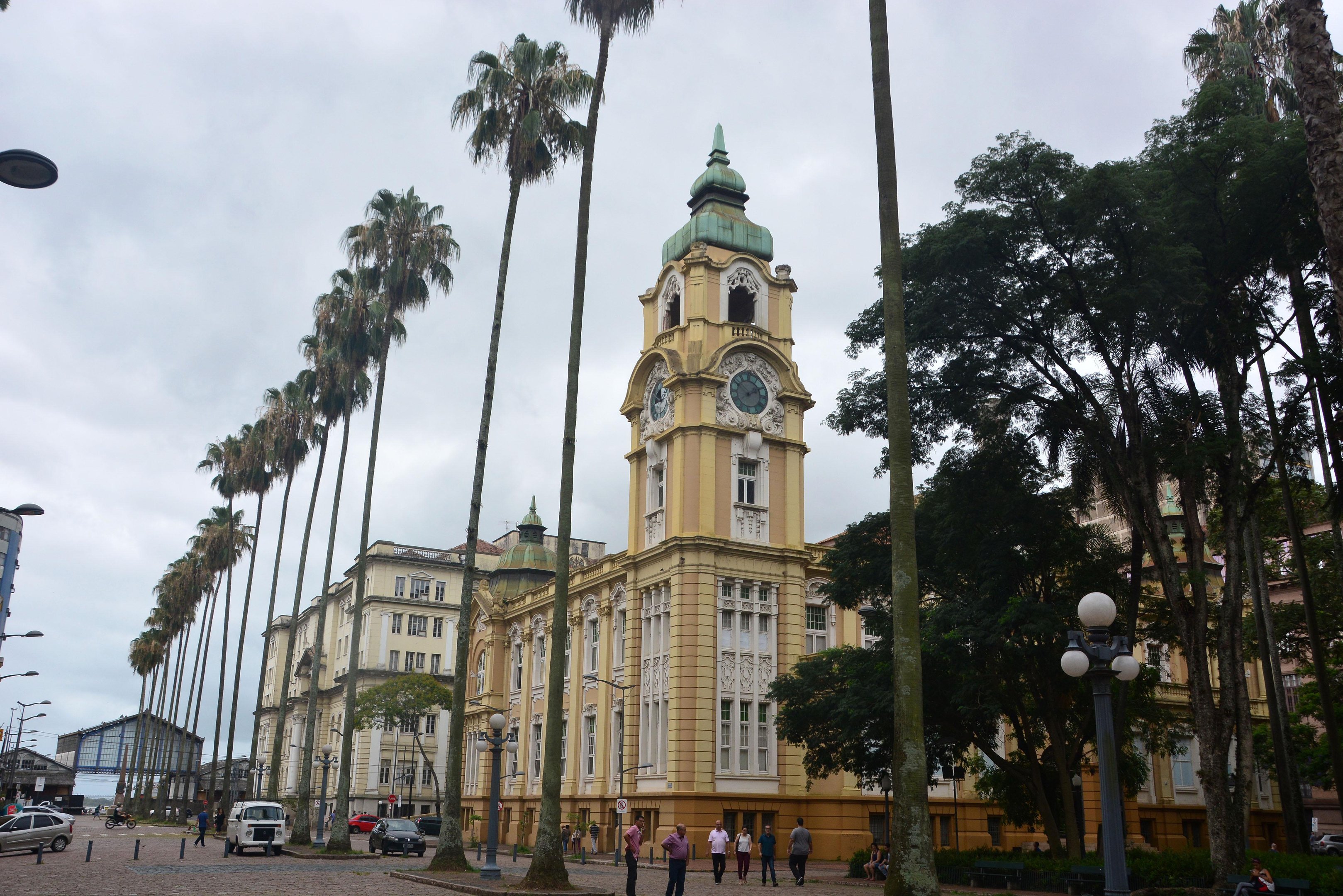 Porto Alegre ter&aacute; m&iacute;nima de 27&ordm;C e m&aacute;xima de 35&ordm;C