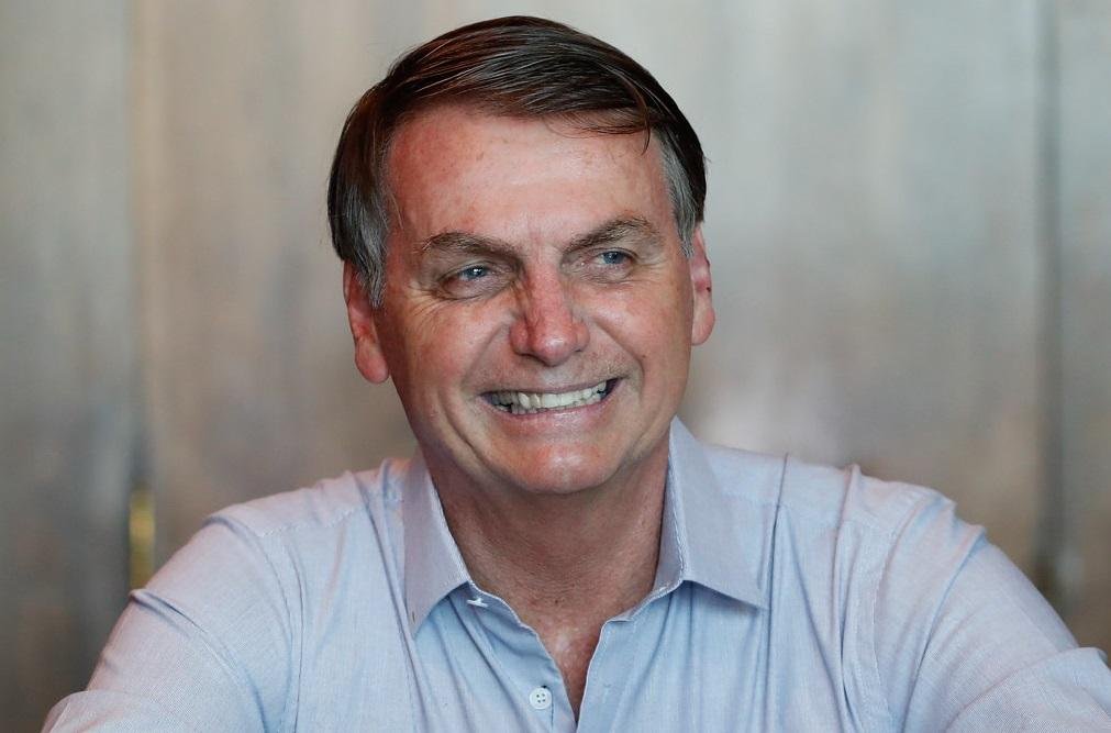 No Pal&aacute;cio da Alvorada, Bolsonaro tuitou nos primeiros minutos de 2020