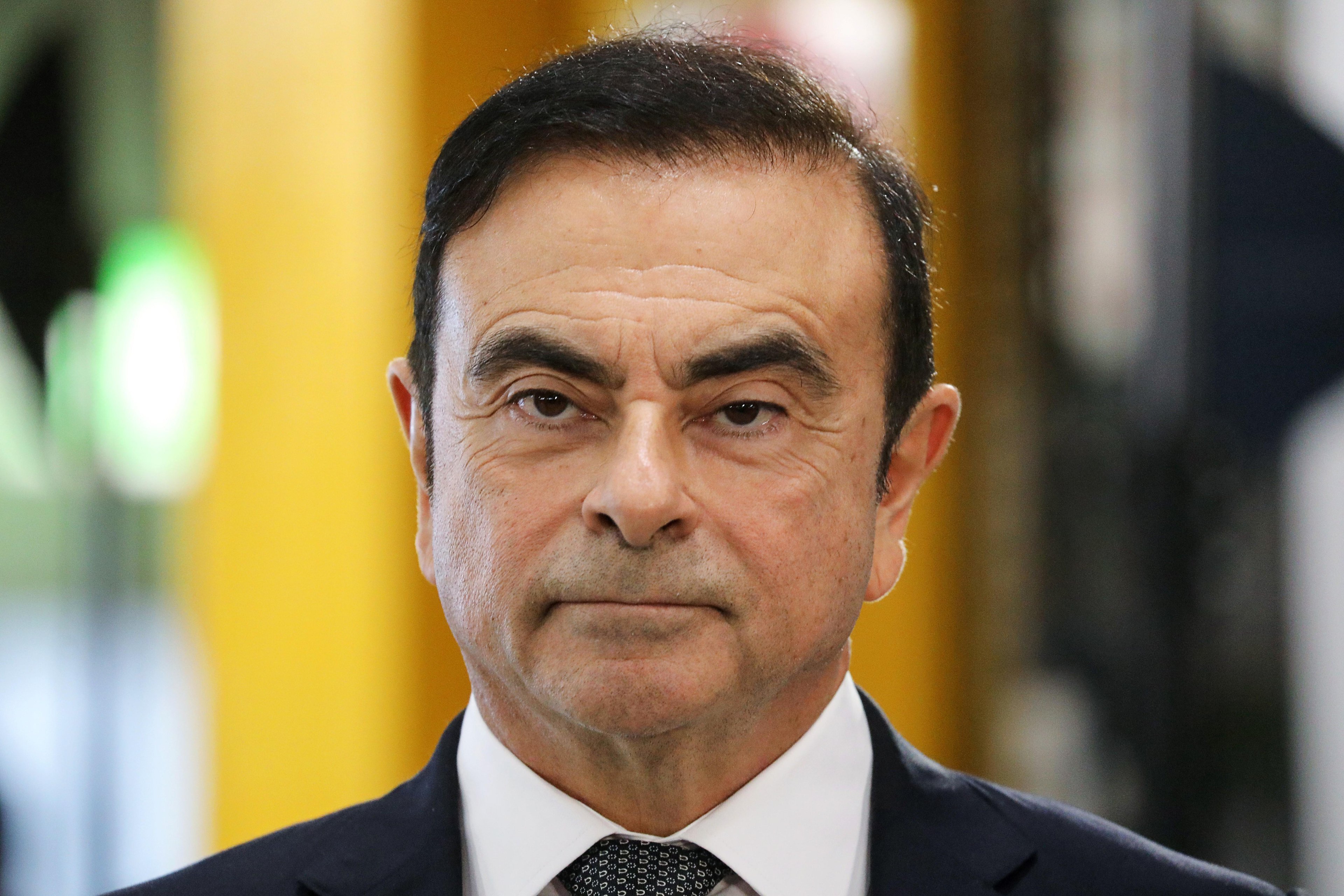 Suspeita &eacute; de que Ghosn tenha embarcado em um jato particular no aeroporto de Kansai
