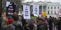 Manifestantes protestaram na Casa Branca neste sábado
