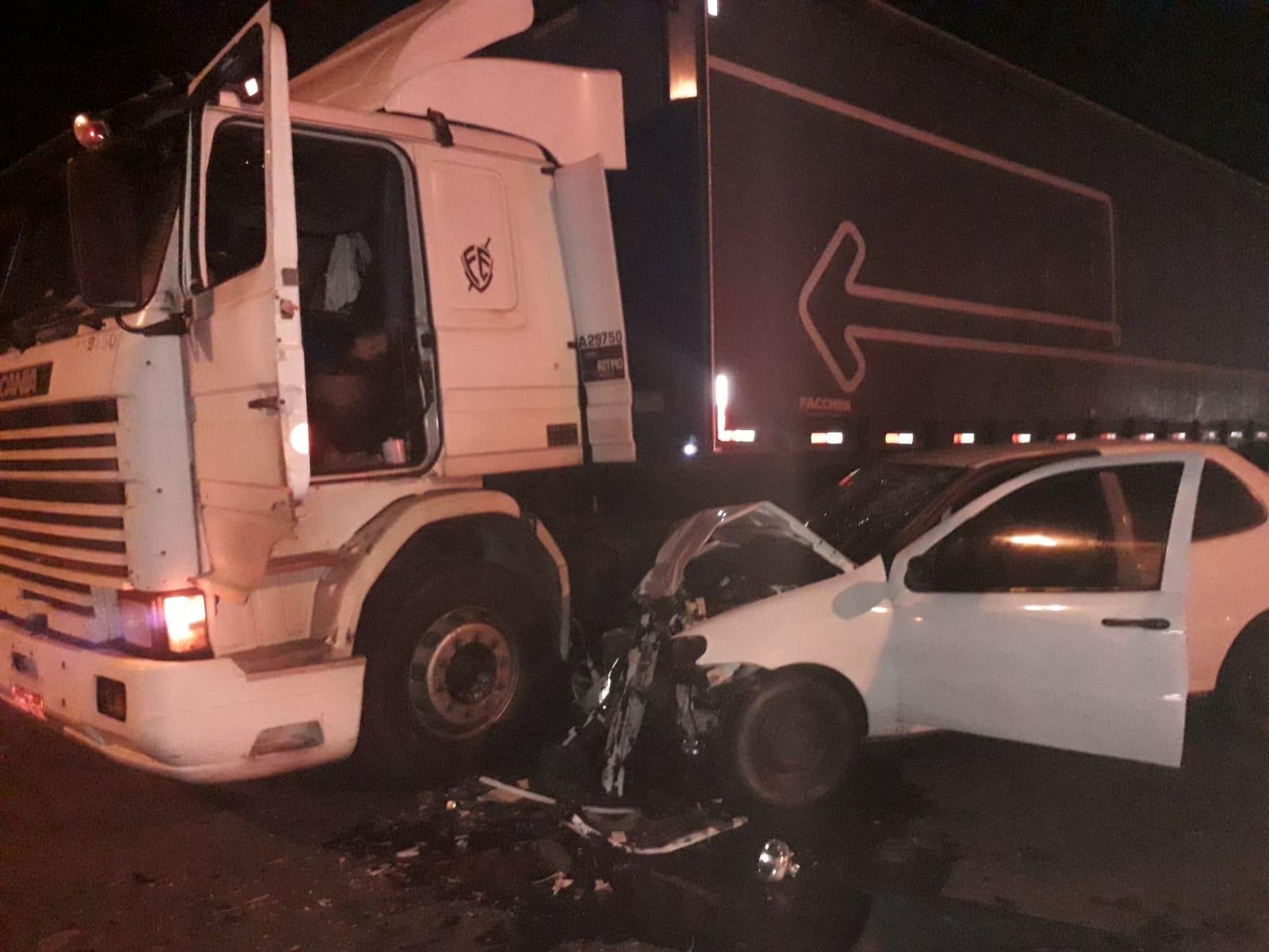 Por conta do acidente, houve congestionamento na Estrada do Mar