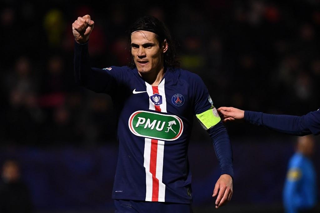 PSG quer a perman&ecirc;ncia de Cavani, mas atacante teria acertado pr&eacute;-contrato com o Atl&eacute;tico de Madrid