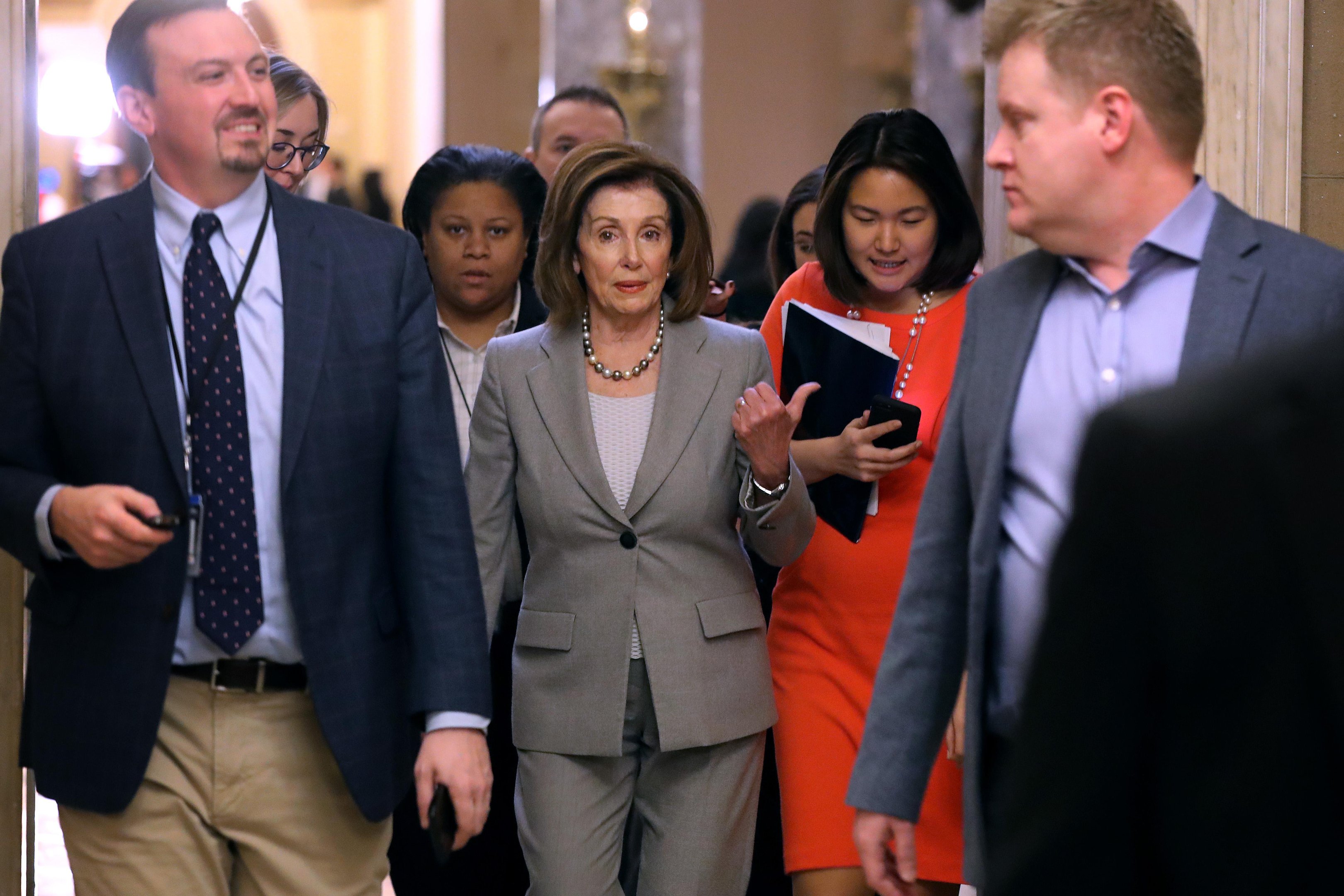 Estrat&eacute;gia de Nancy Pelosi estava irritando at&eacute; mesmo alguns colegas democratas