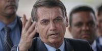 Bolsonaro irá se reunir com Guedes para definir aumento no salário mínimo