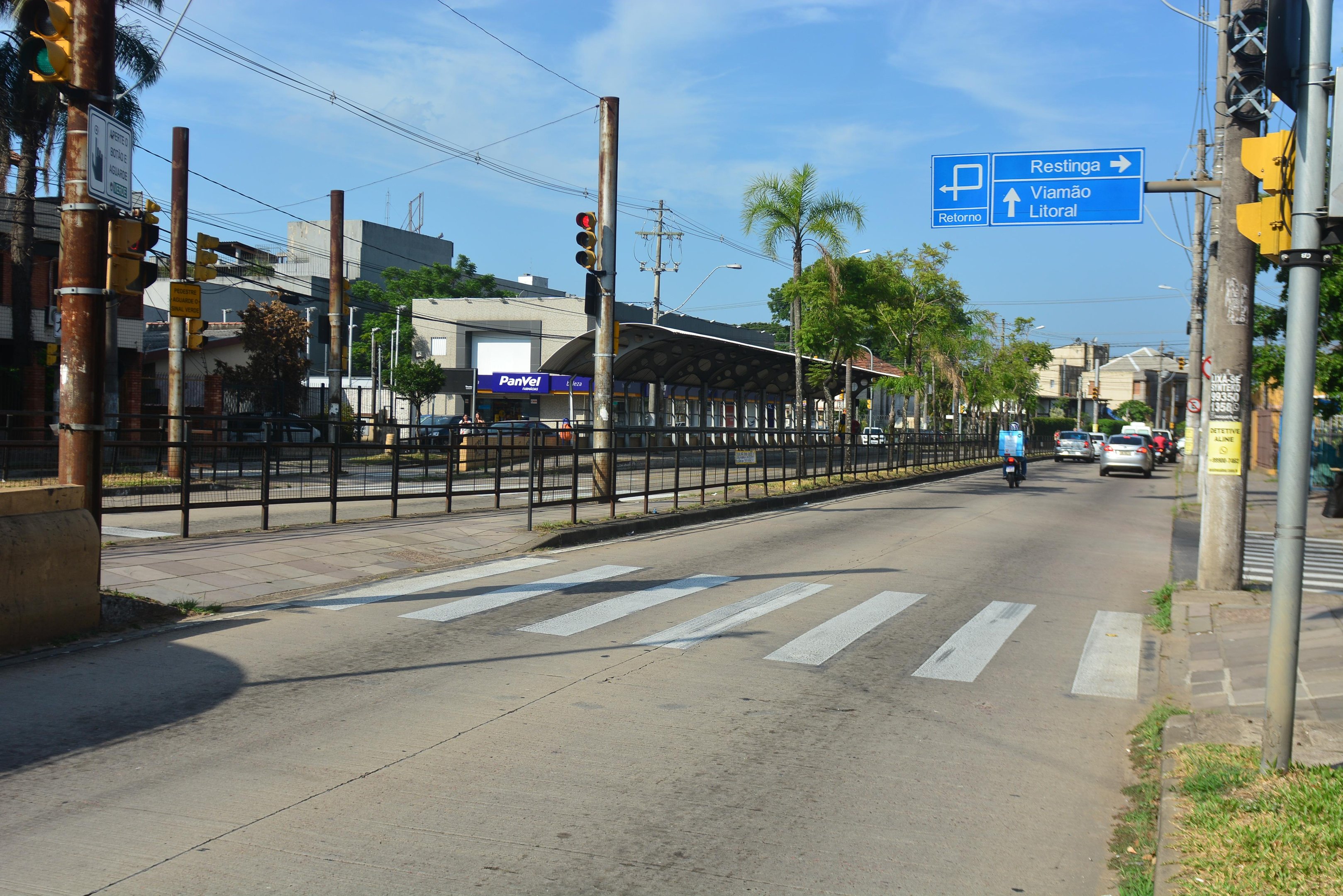 Avenida Apar&iacute;cio Borges foi o local do atropelamento de m&atilde;e e filha em Porto Alegre
