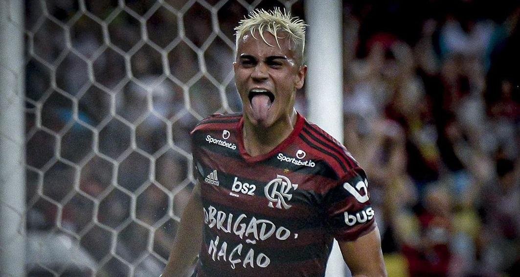 Reinier assinou contrato com o Real Madrid at&eacute; junho de 2026