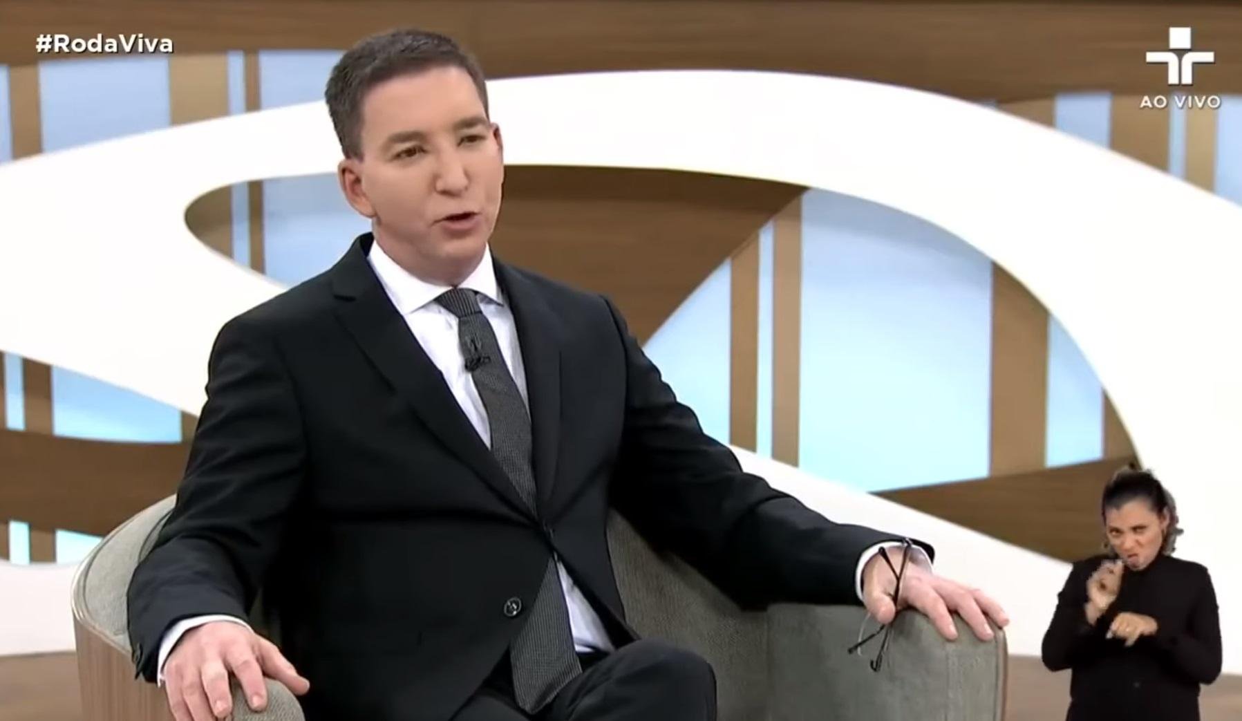 Jornalista afirmou que toda sua fam&iacute;lia tem possibilidade de se mudar para os Estados Unidos