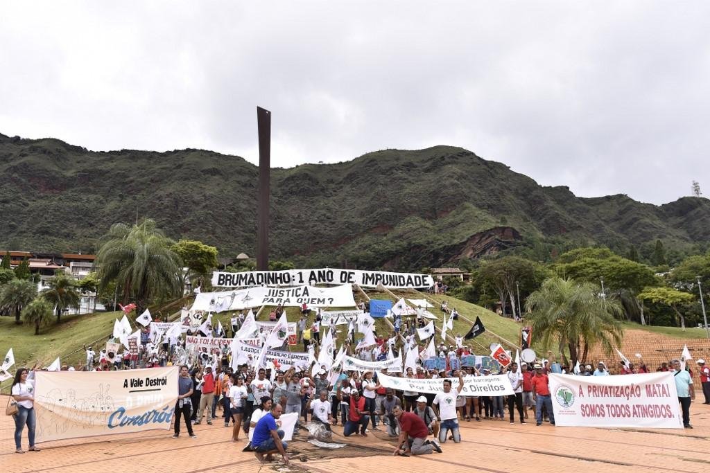 Rompimento da barragem de rejeitos da Vale deixou 270 mortos e popula&ccedil;&atilde;o de Brumadinho ainda sofre