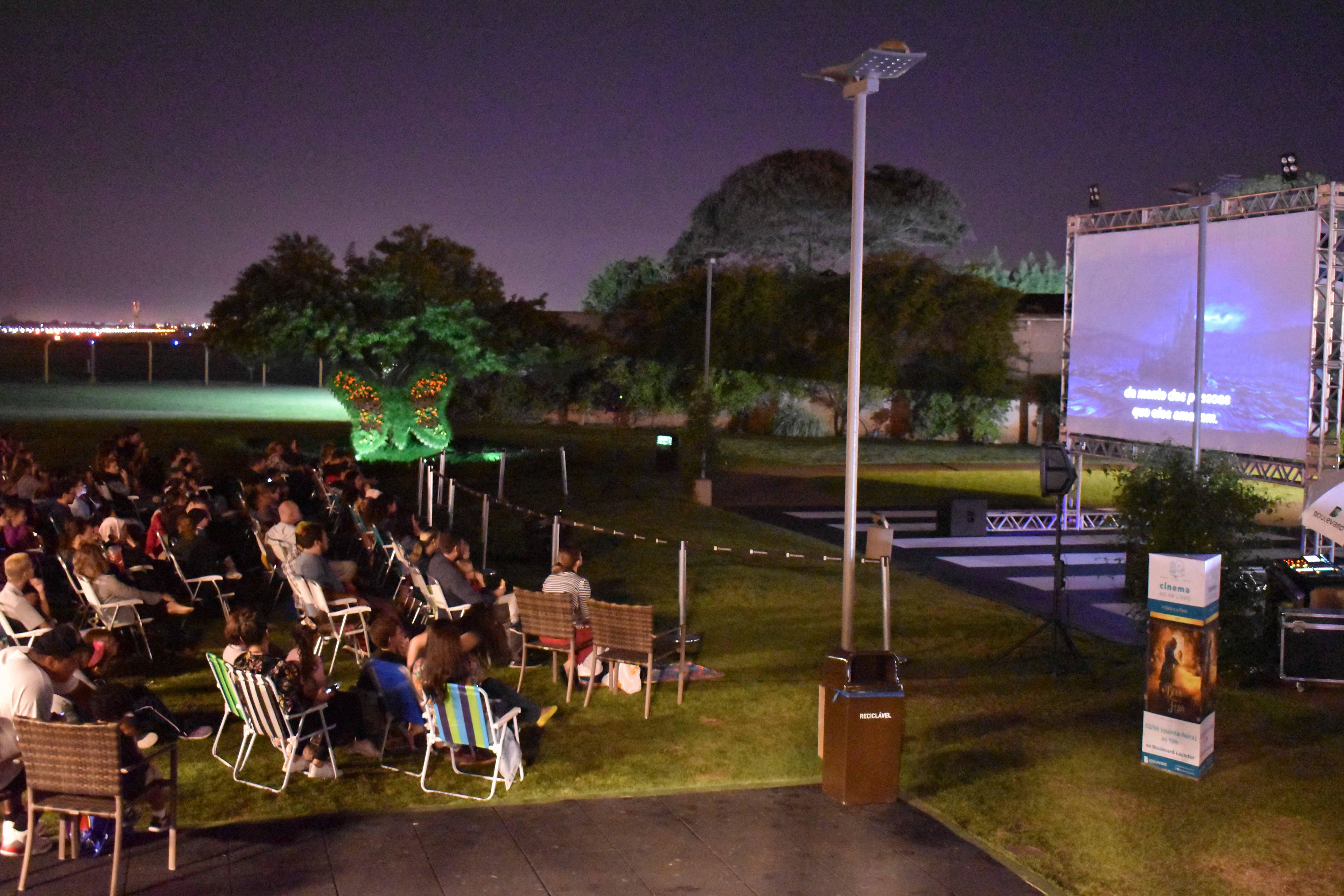 Shopping ir&aacute; promover sess&otilde;es dubladas e gratuitas dos filmes "Toy Story 4" e "De Repente 30"