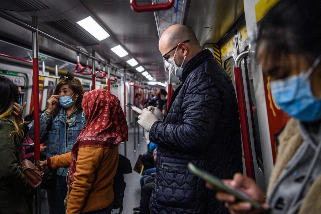 Coronav&iacute;rus j&aacute; infectou mais de 2,7 mil pessoas e causou a morte de ao menos 80 na China